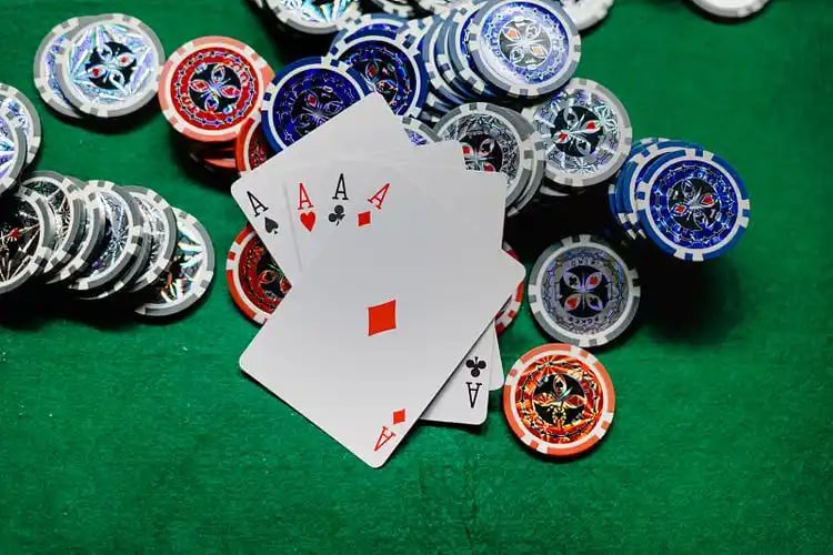 Mobile casino browsing scene for Lucky Panda on bet 777 app